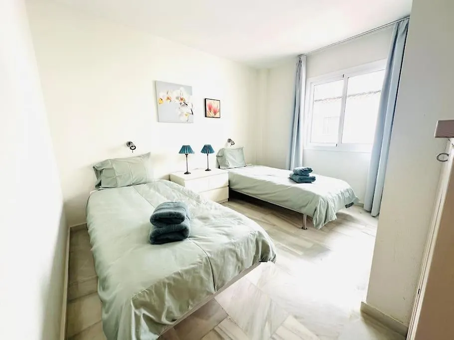 Atico Duplex En Calahonda Apartment Sitio de Calahonda 0*,