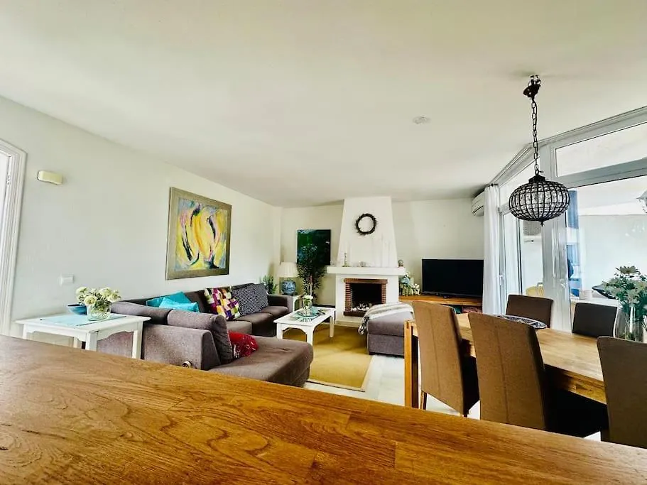Atico Duplex En Calahonda Apartment Sitio de Calahonda